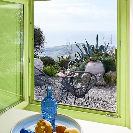 Garden Architect's Pýrgos